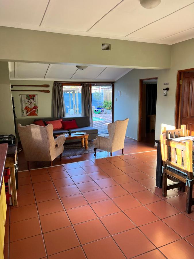 Tuinhuis Oudtshoorn Esterno foto